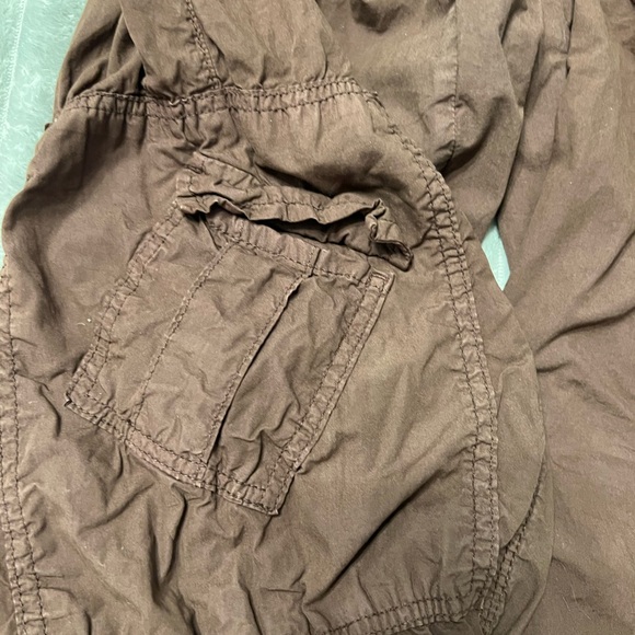 Urban Outfitters Y2K low waisted cargo pants brown - Picture 4 of 7